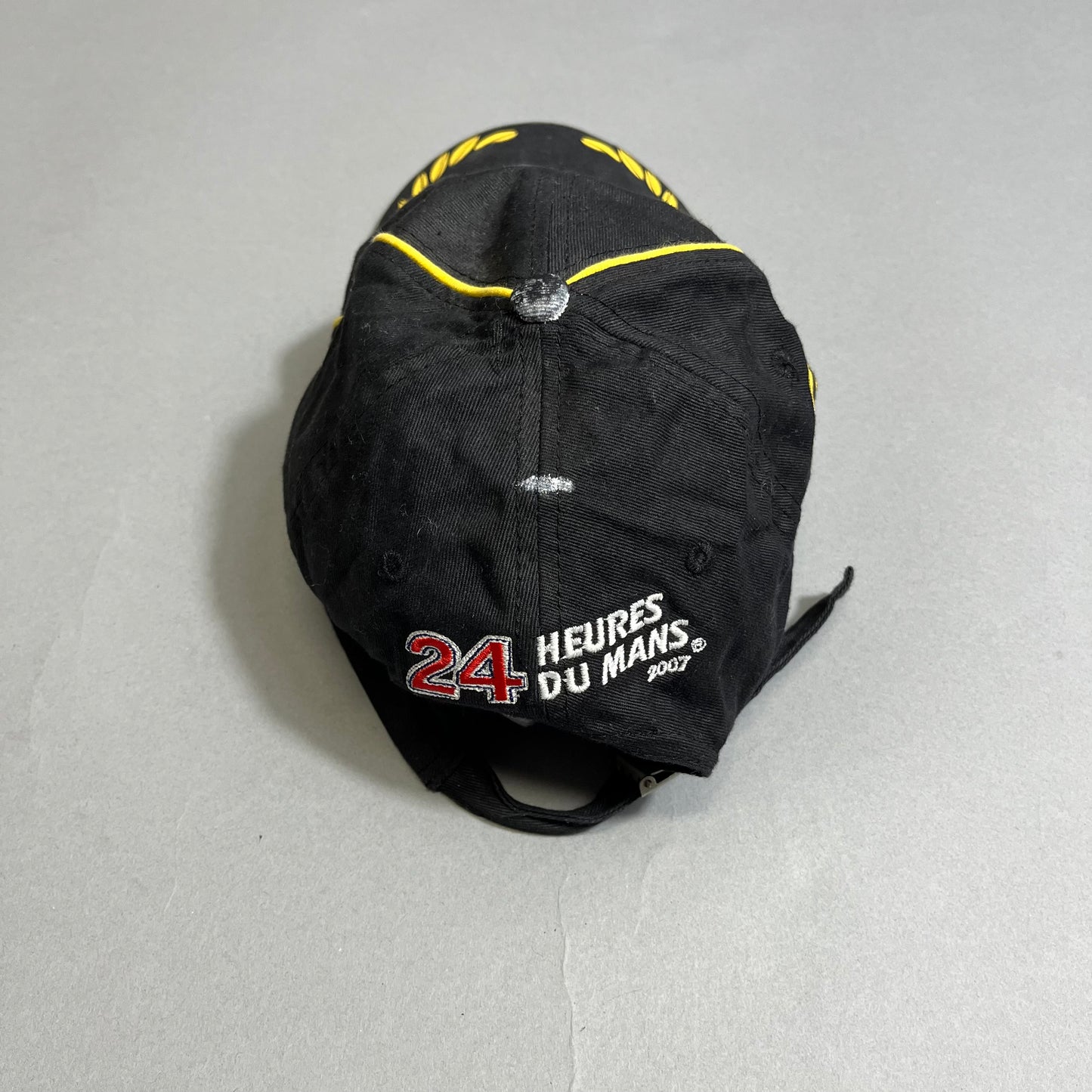 Shell V-Power cap