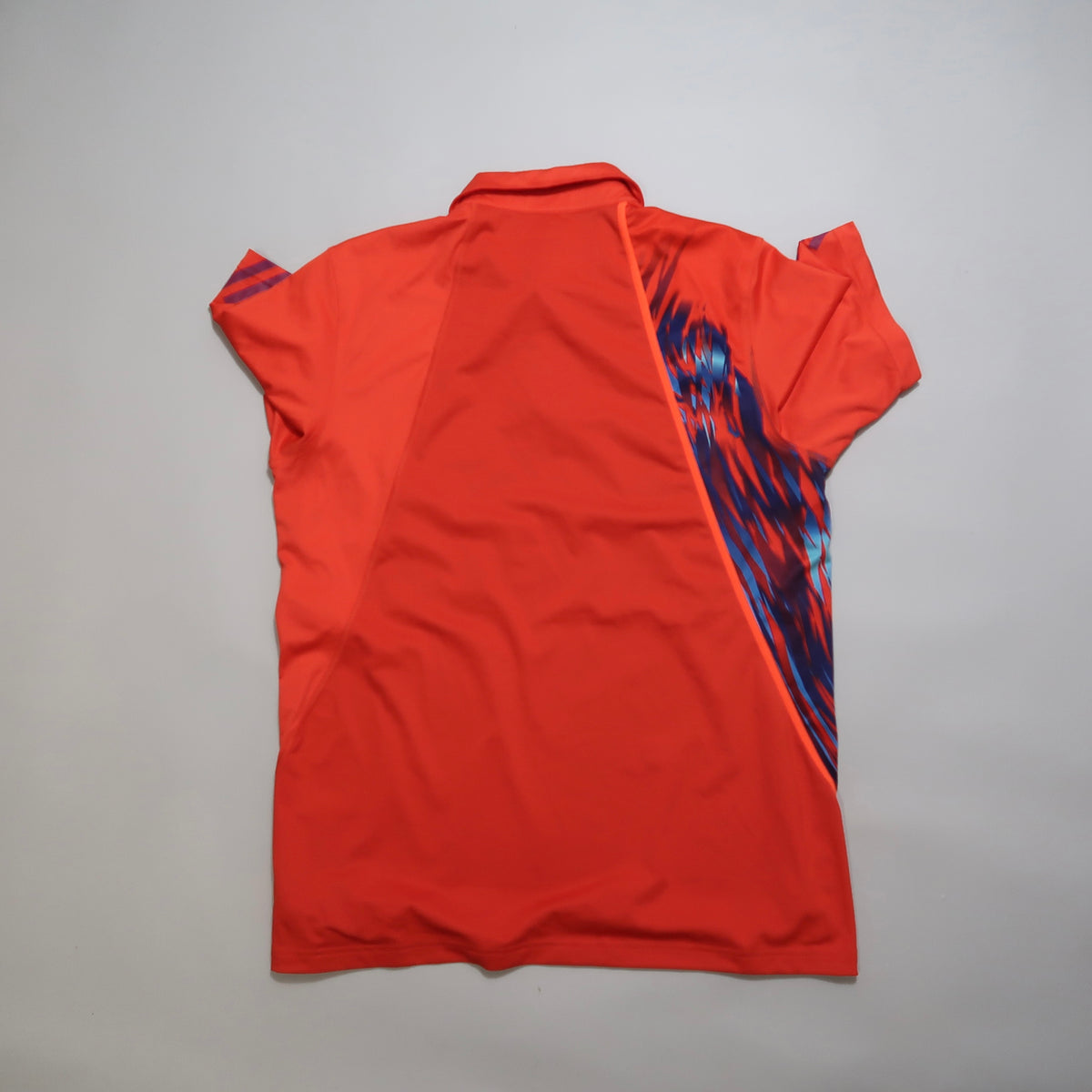 Adidas tshirt