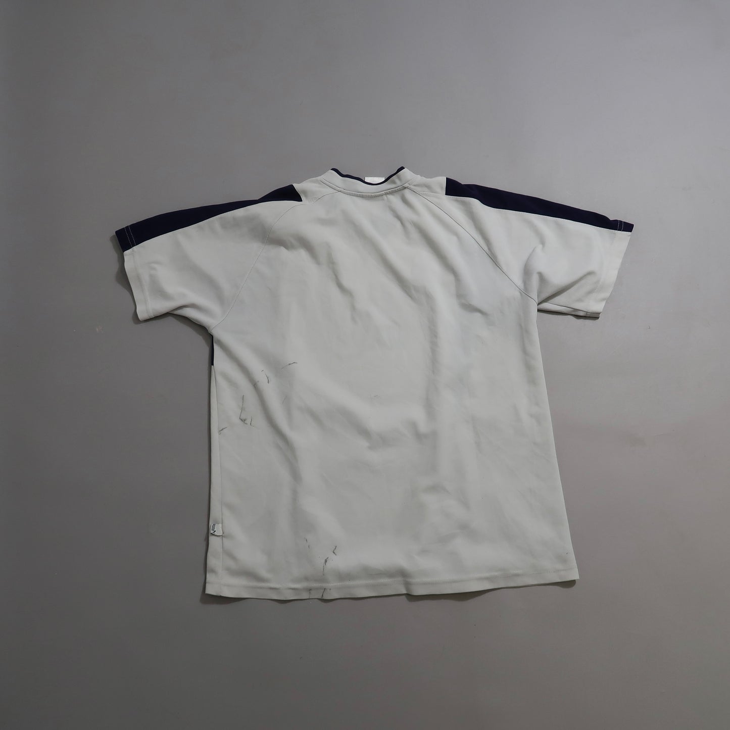Puma Vintage jersey (damage on backside)
