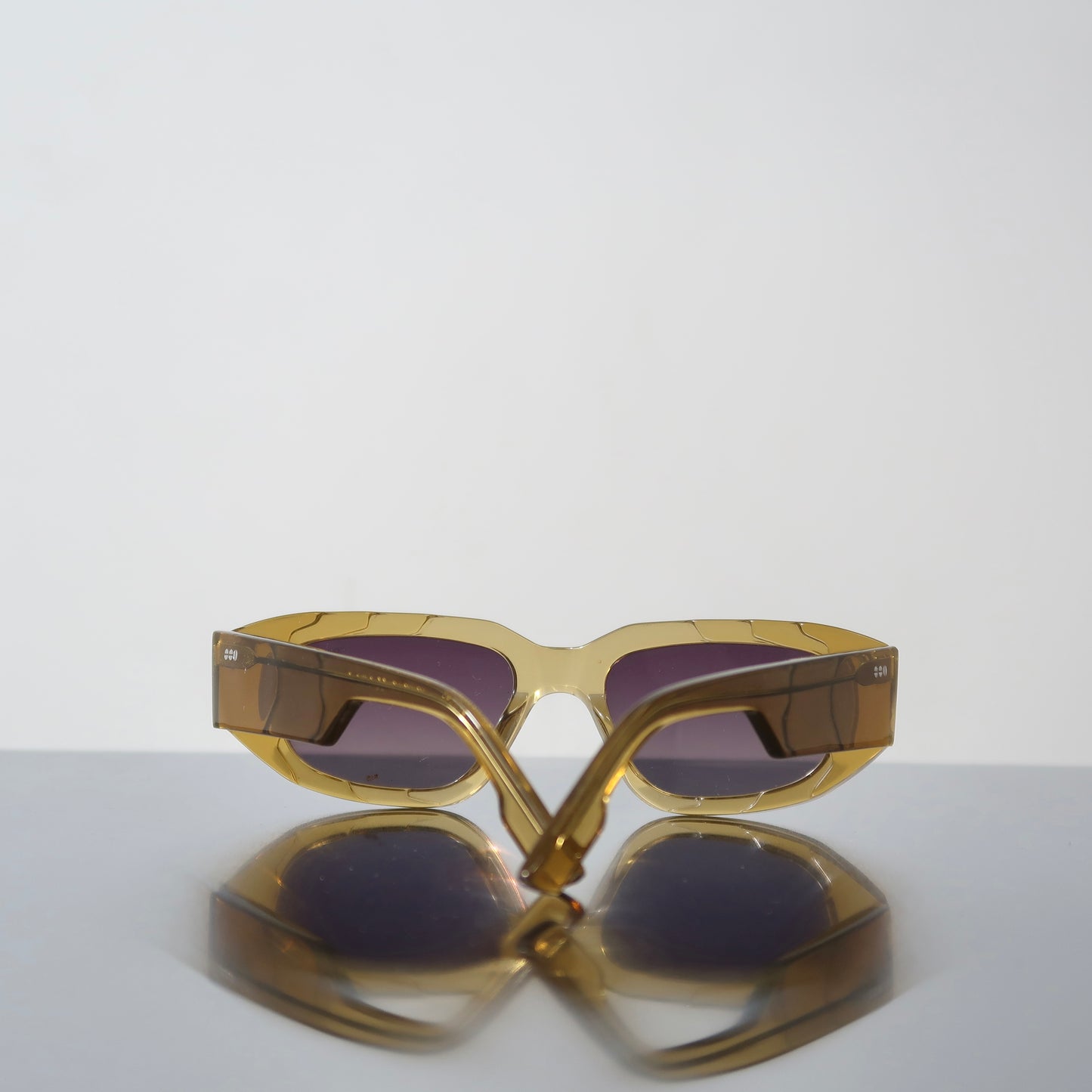 Komono Rex Sand sunglasses