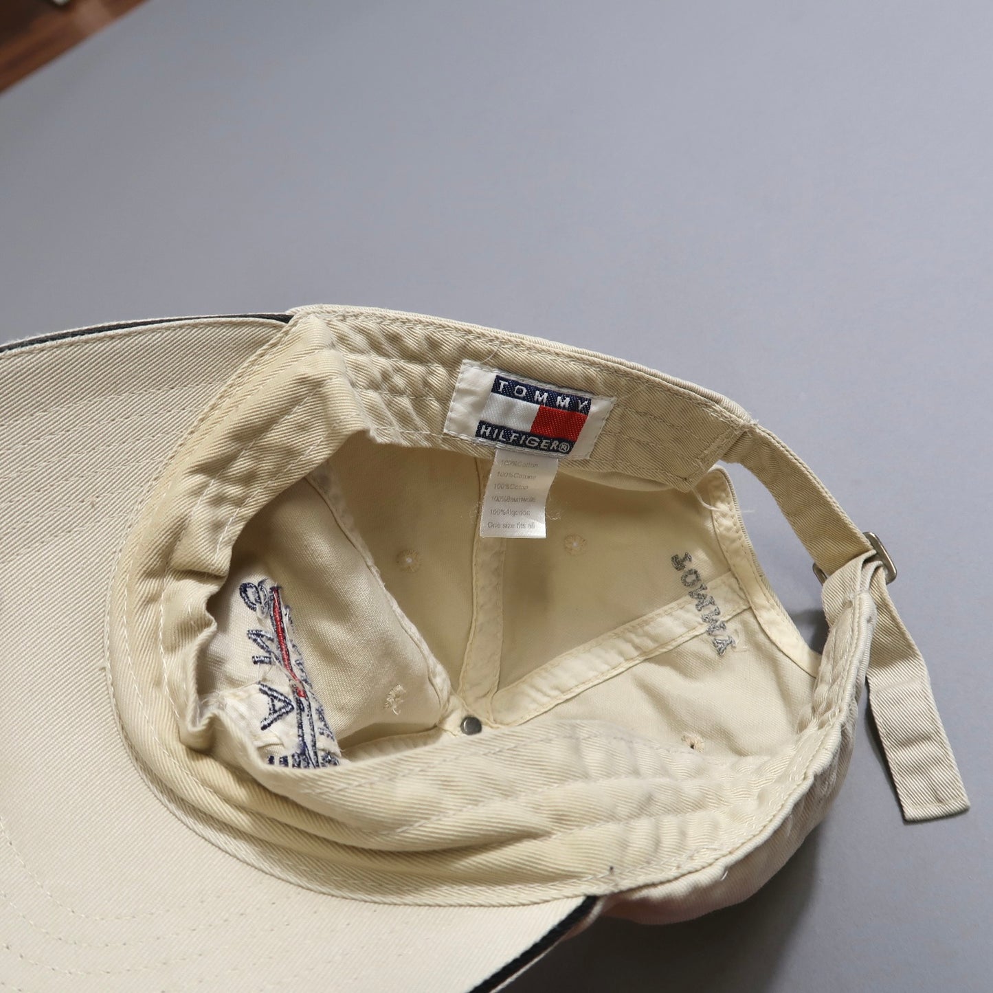 Tommy J cap
