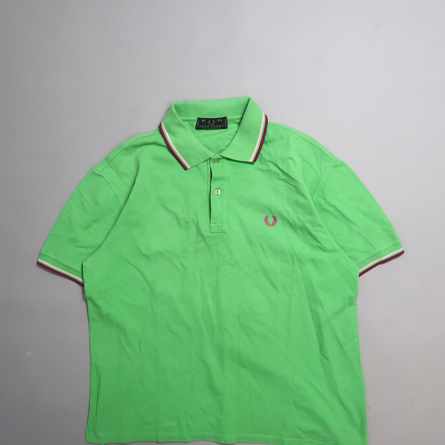 Fred Perry tshirt