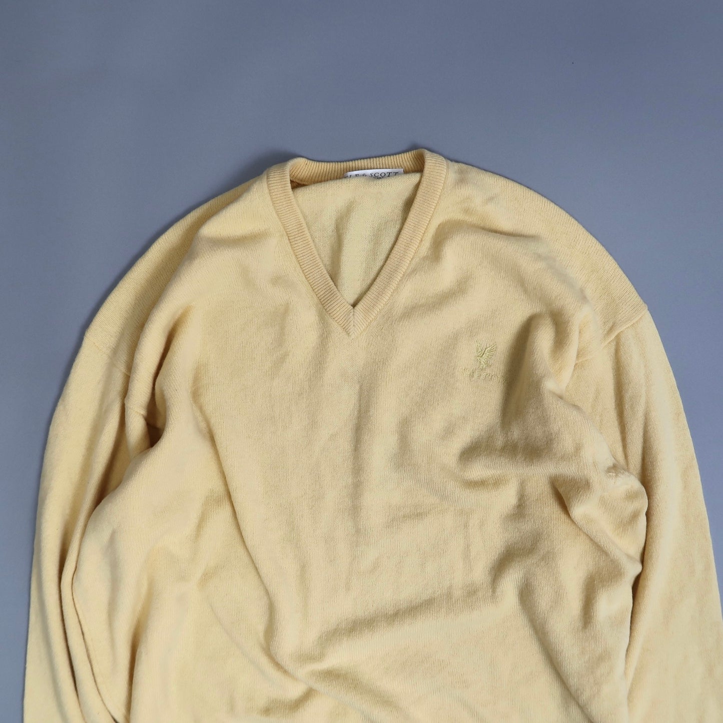 Lyle&Scott v neck sweater