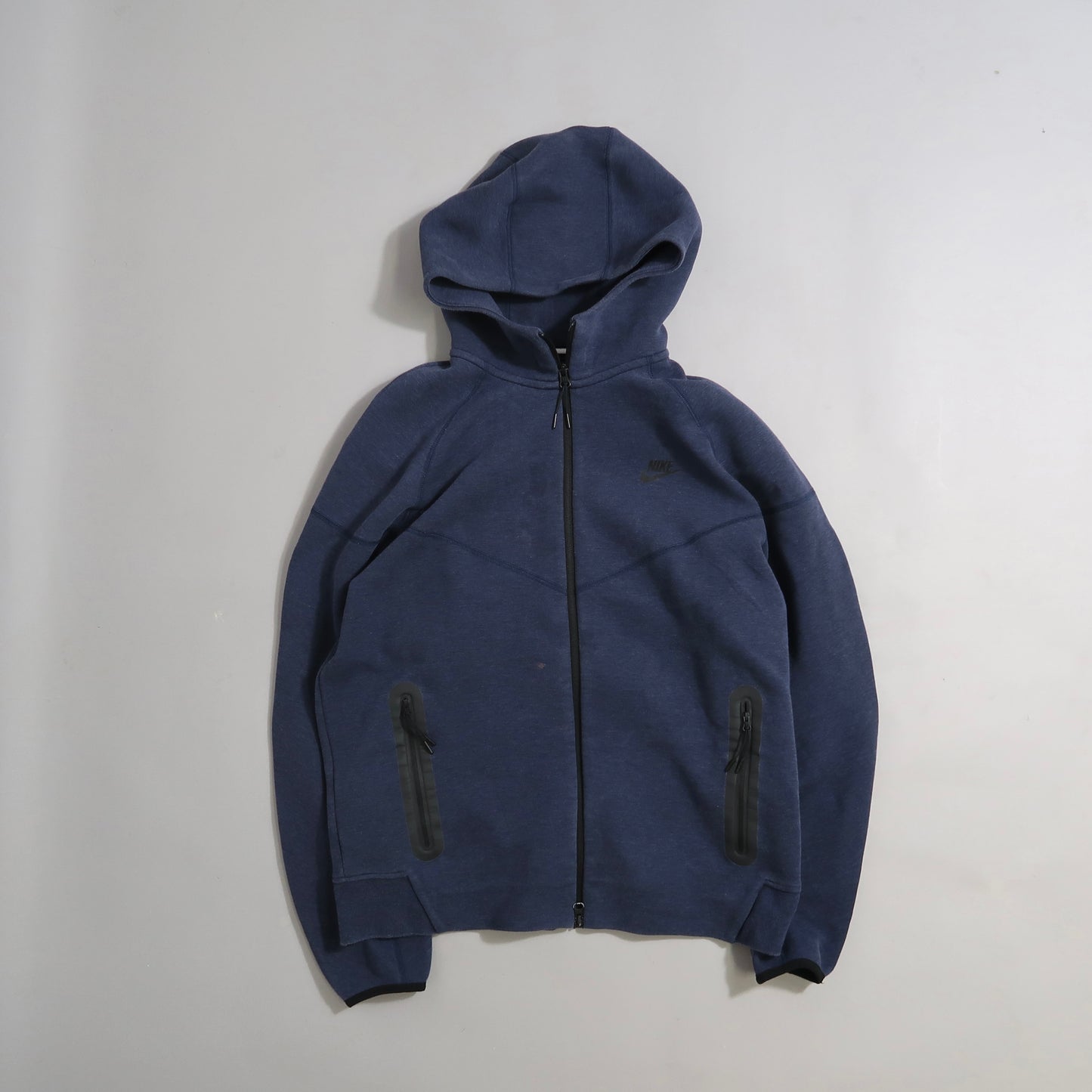 Nike tech hoodie (damage attached)