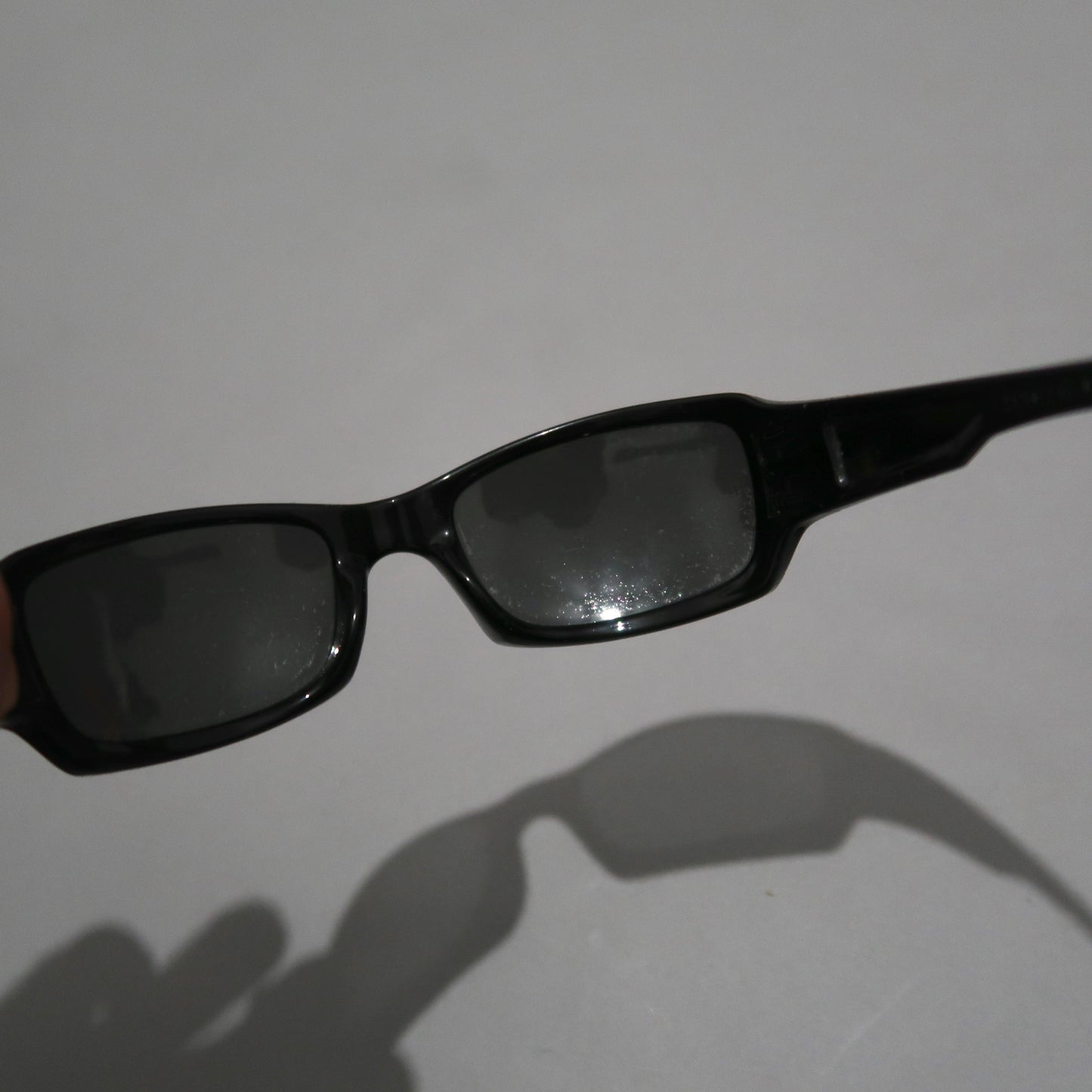 Oakley sunglasses (damaged lens)