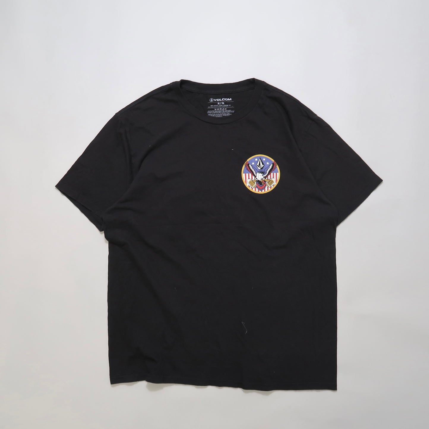 Volcom tshirt