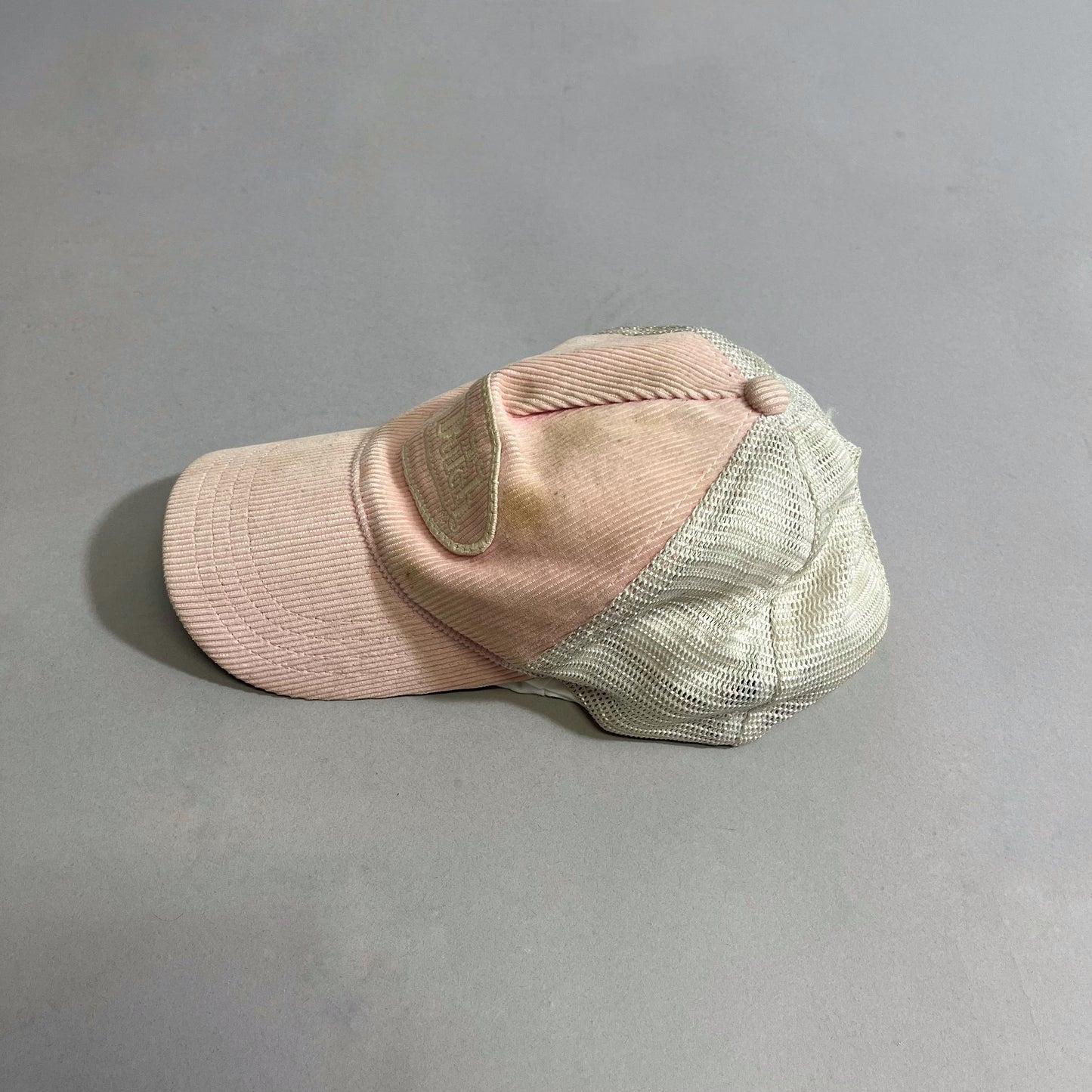 Von Dutch tucker cap
