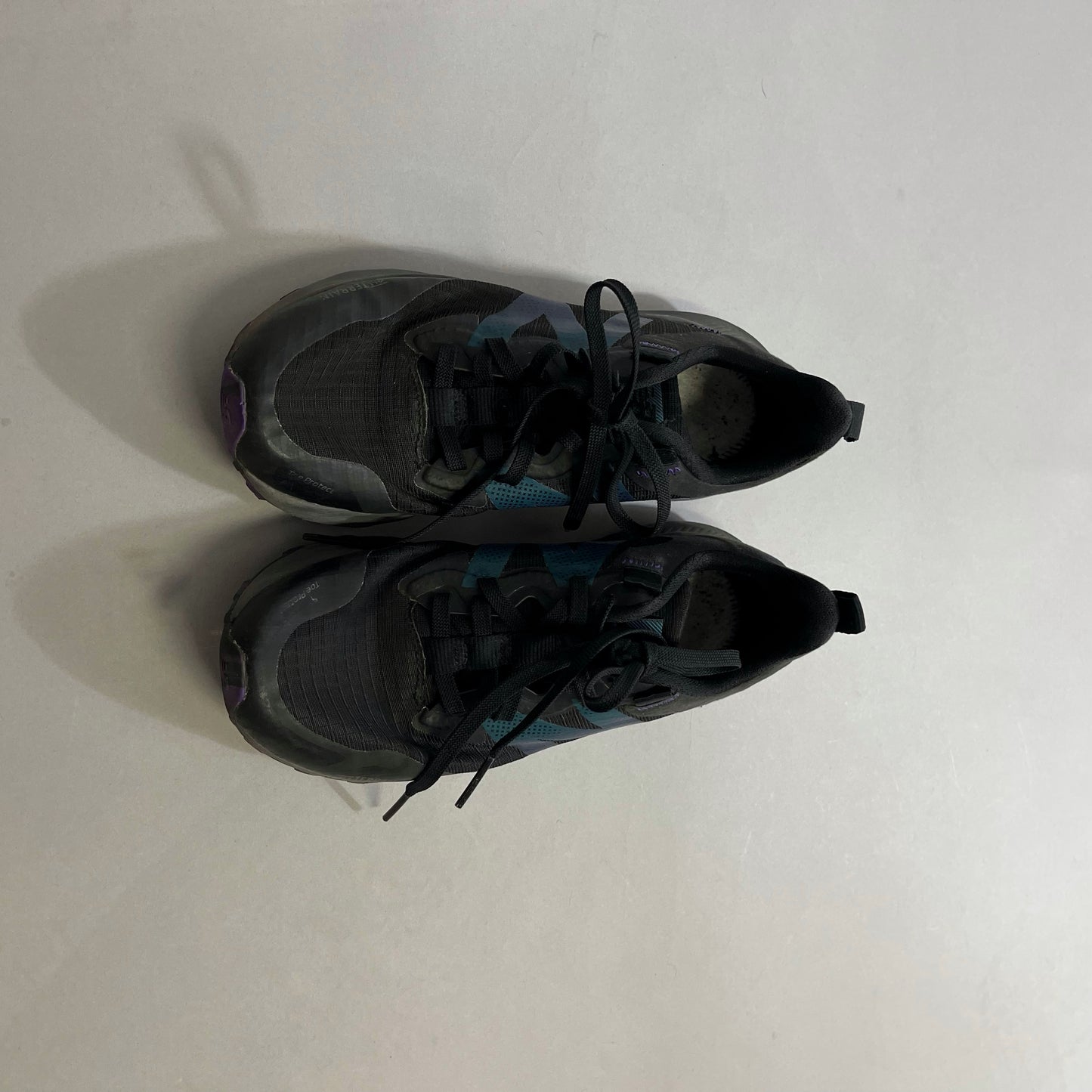 New Balance DynaSoft sneakers