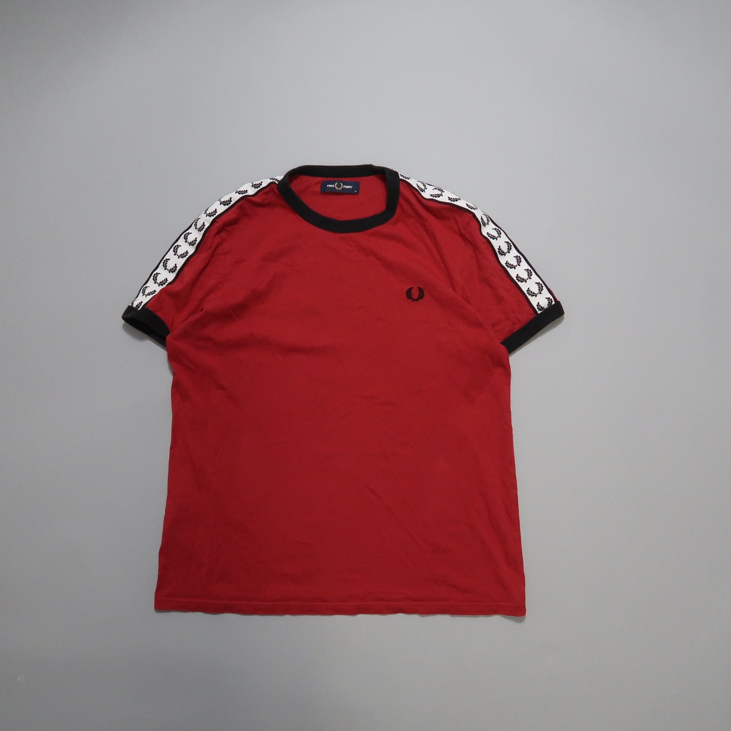 Fred Perry t shirt
