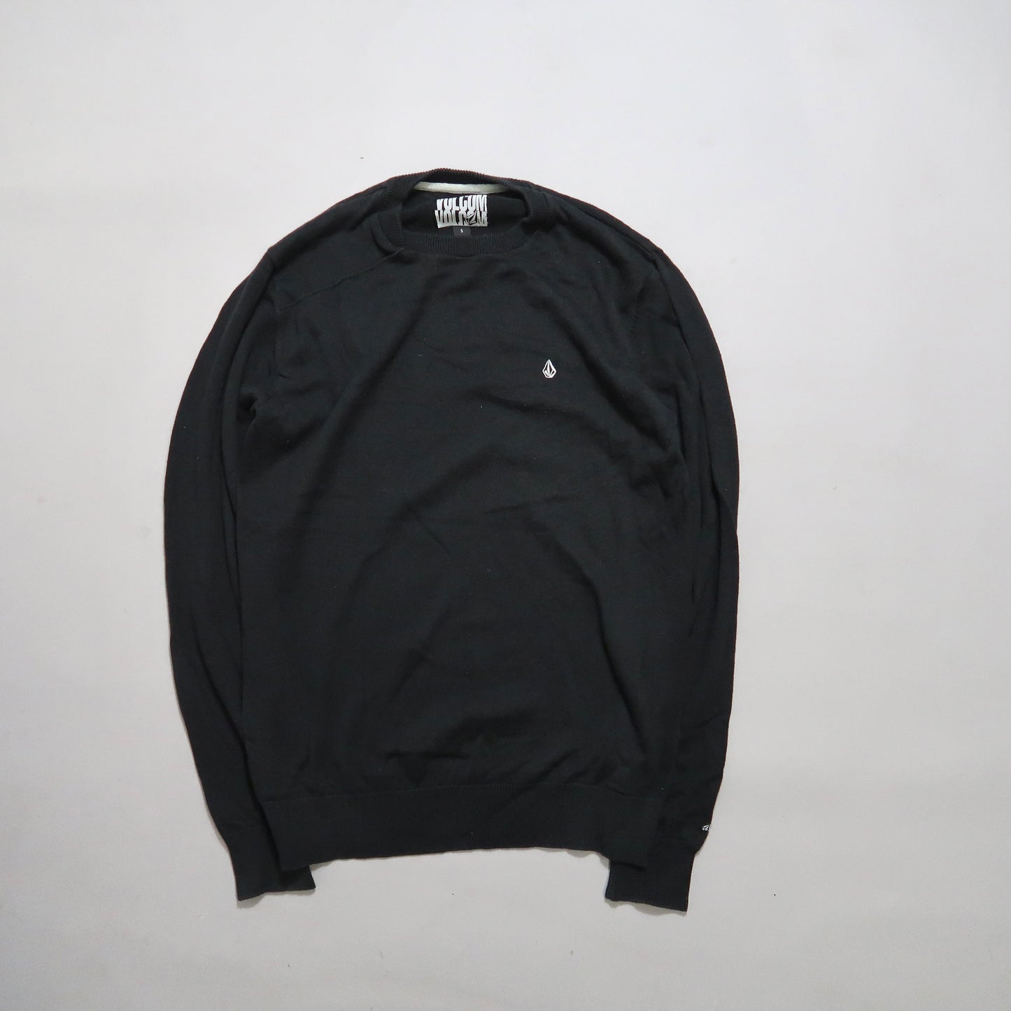 Volcom sweater