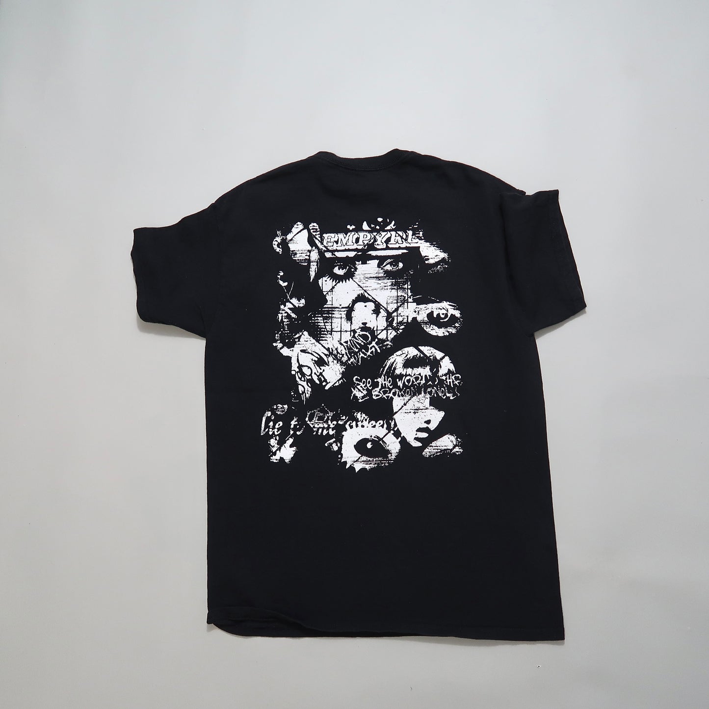 Printed tee