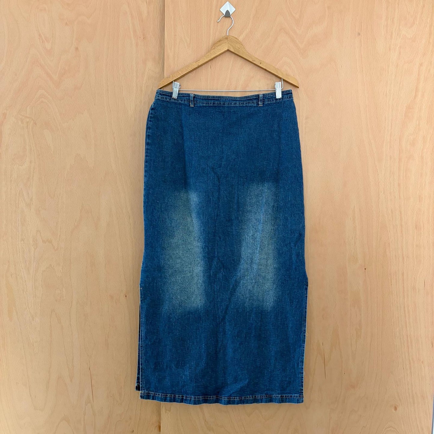 Women's bottom