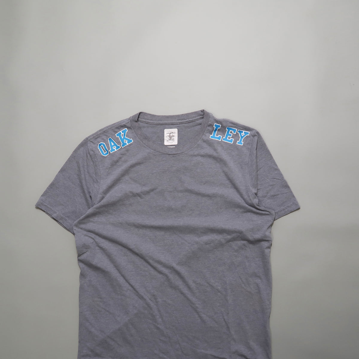 Oakley tshirt