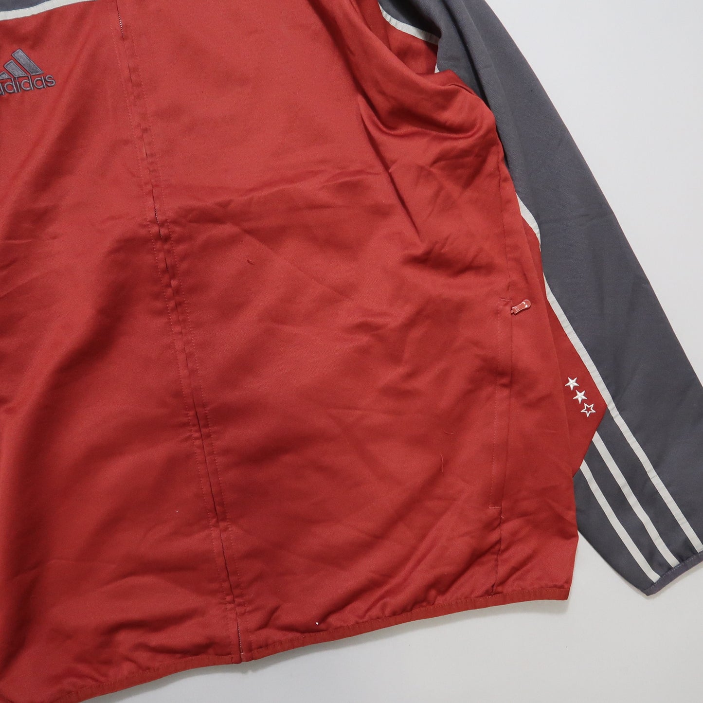 Adidas vintage trackjacket(damages attached)