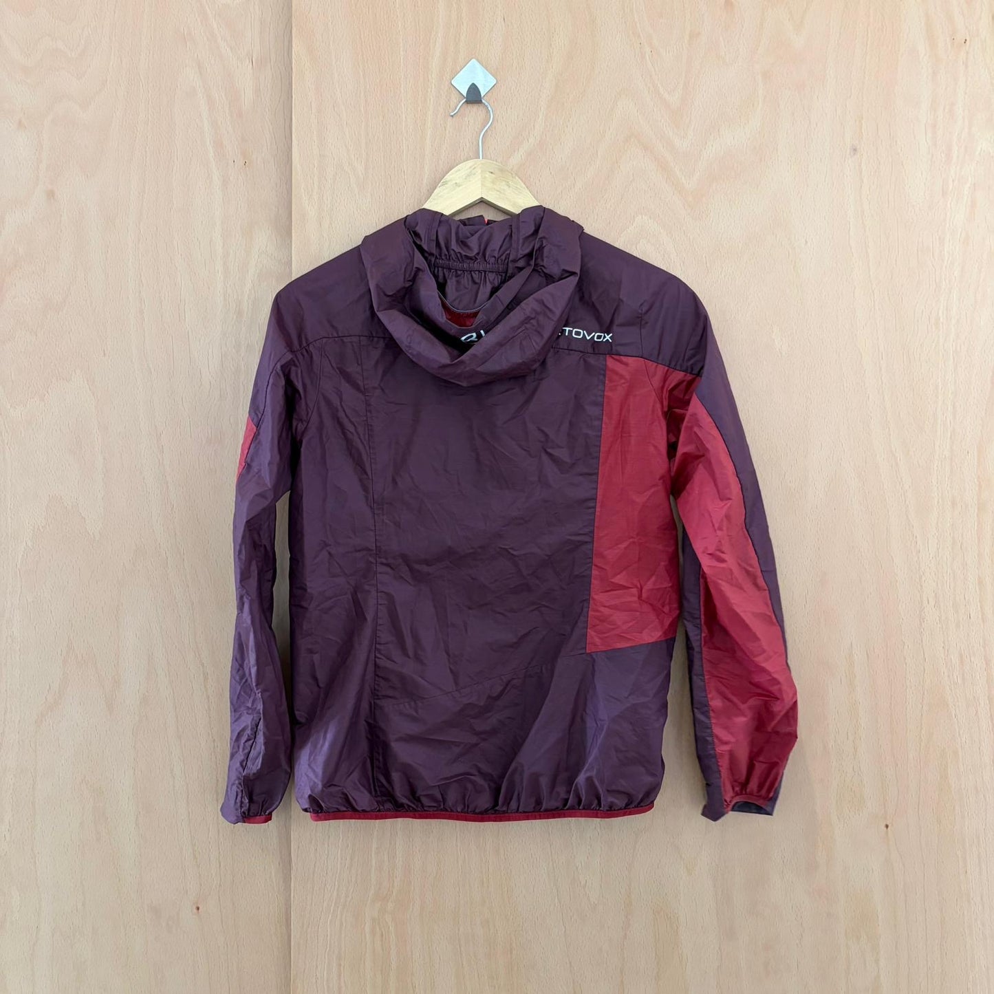 Ortovox women's windbreaker