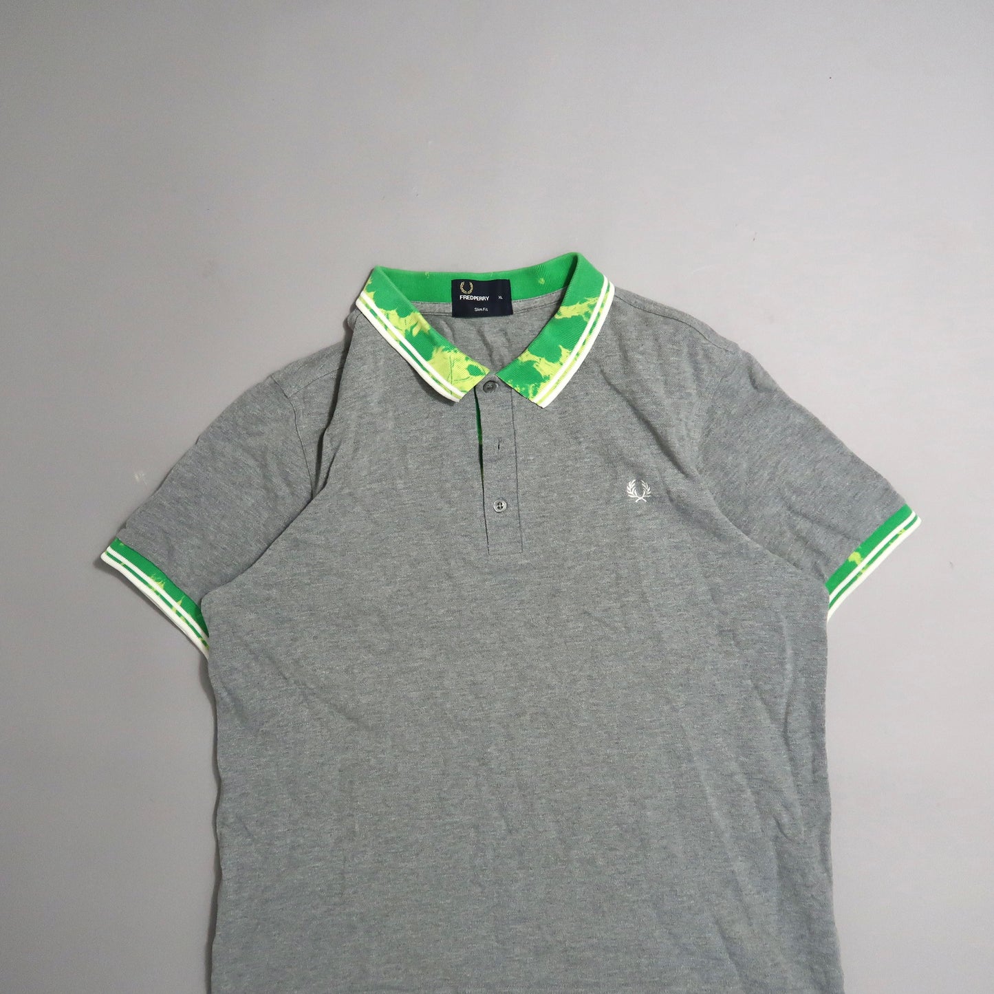 Fred Perry tshirt