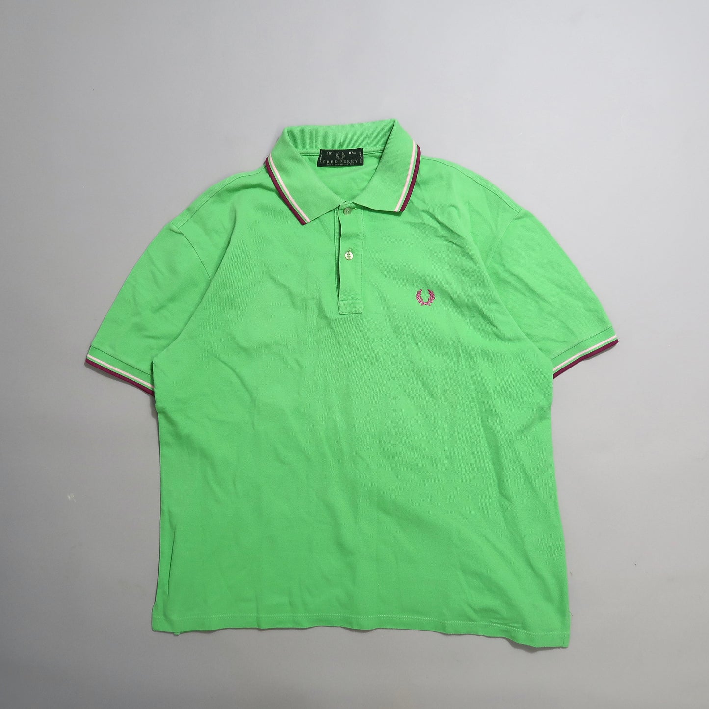Fred Perry tshirt