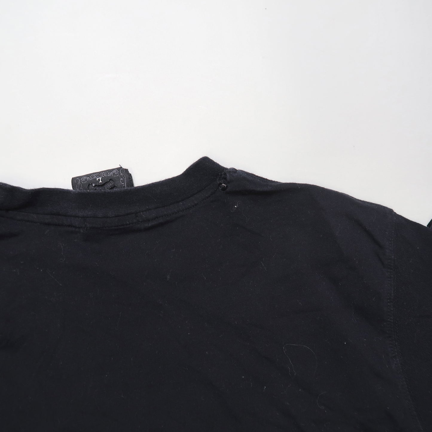 Rocawear tshirt (damage attached)