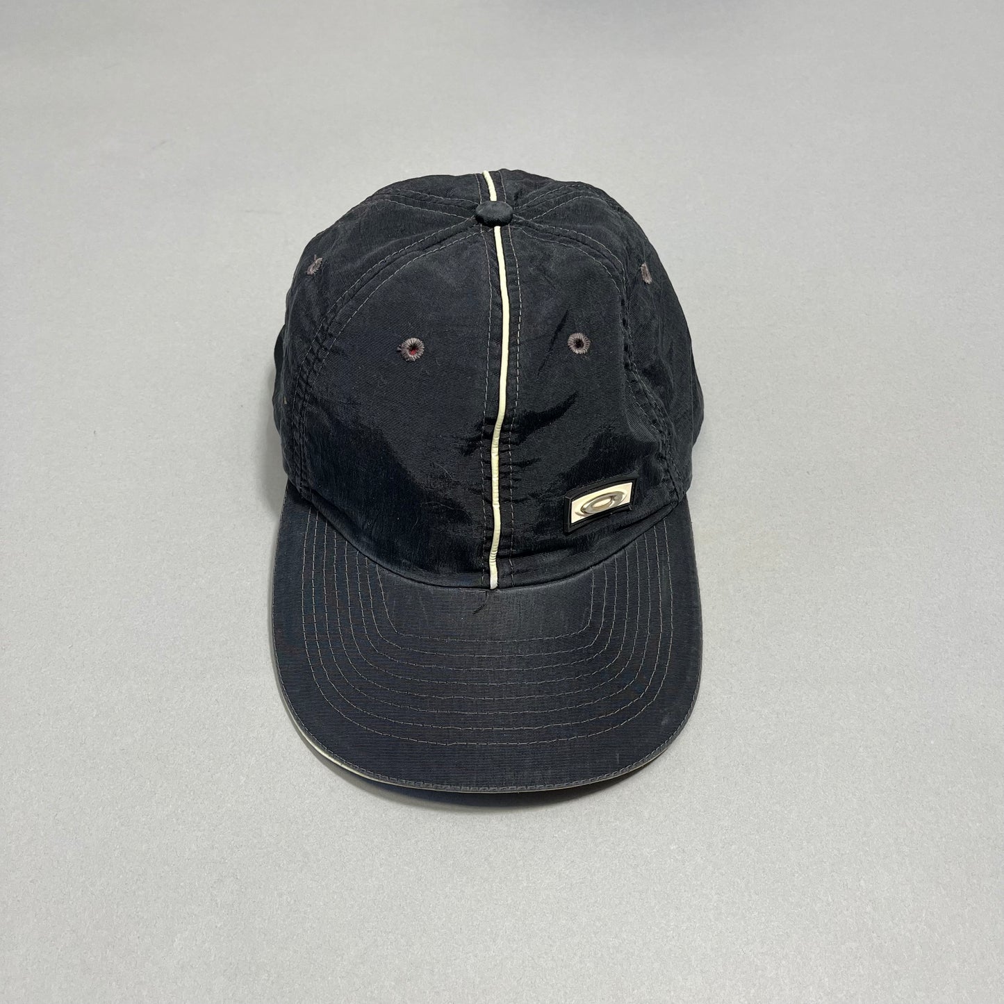 Vintage Oakley cap