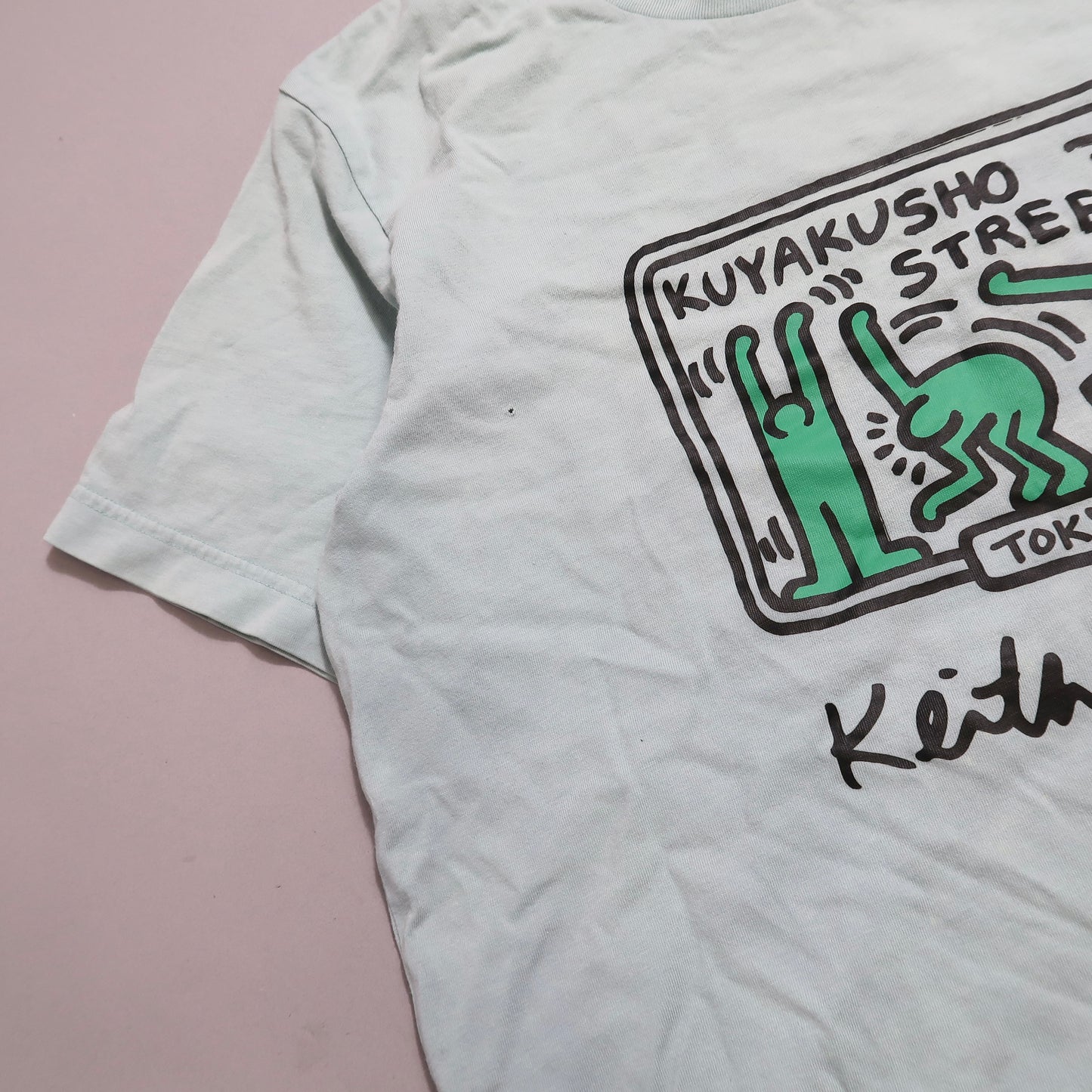 Uniqlo x Keith Harrington tshirt (damage attached)