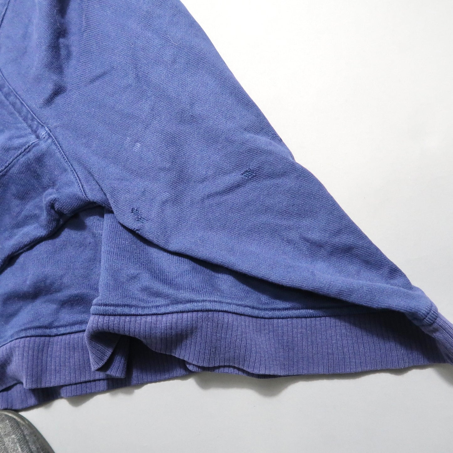 Vintage Nike sweater (damages attached)