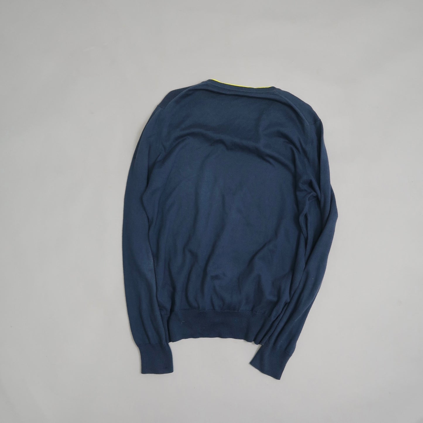 Fred Perry v neck sweater