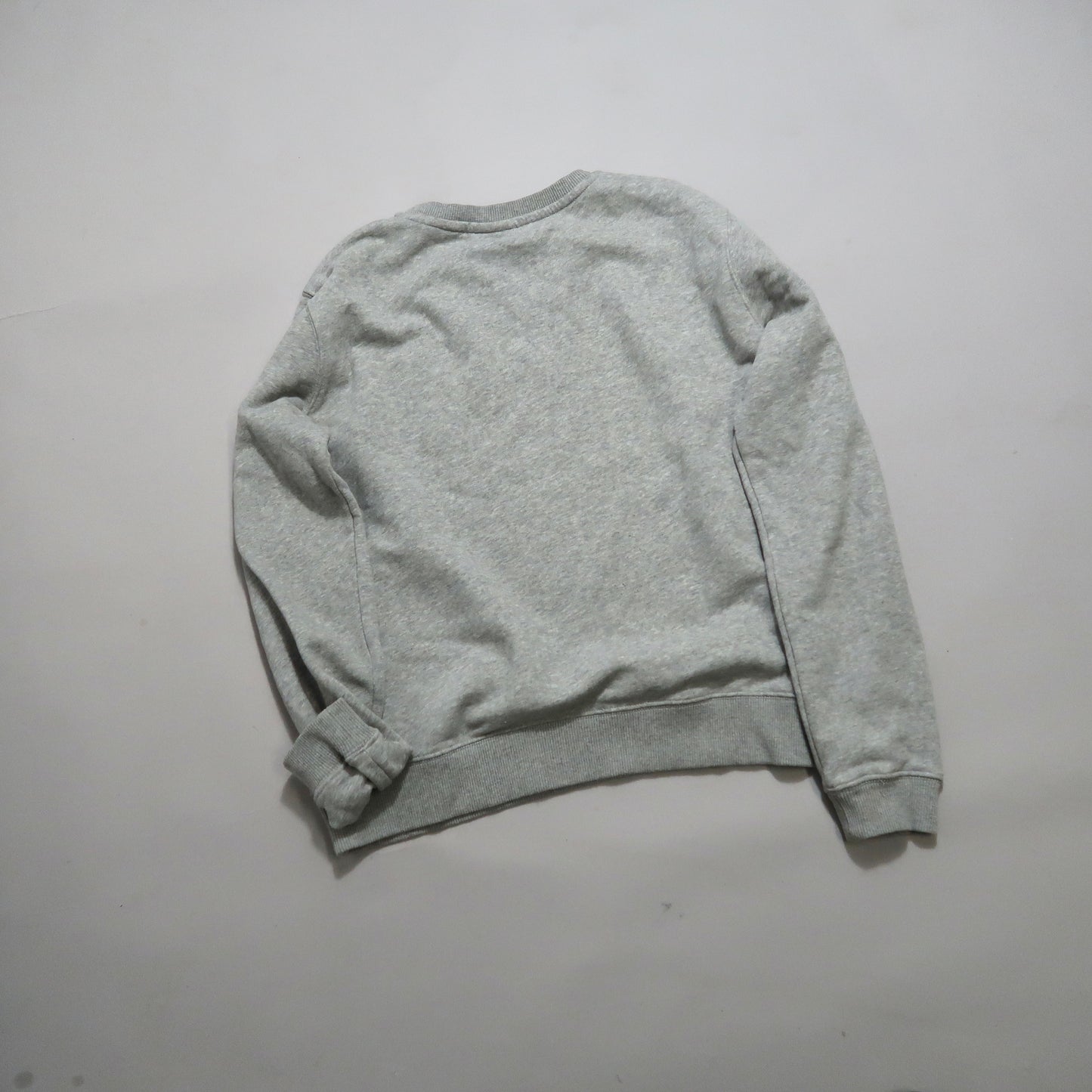 Volcom sweater