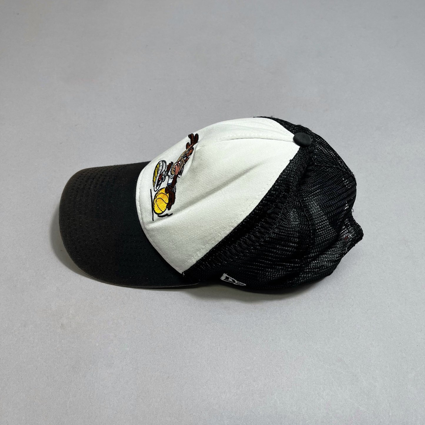 Looney Tunes tucker cap