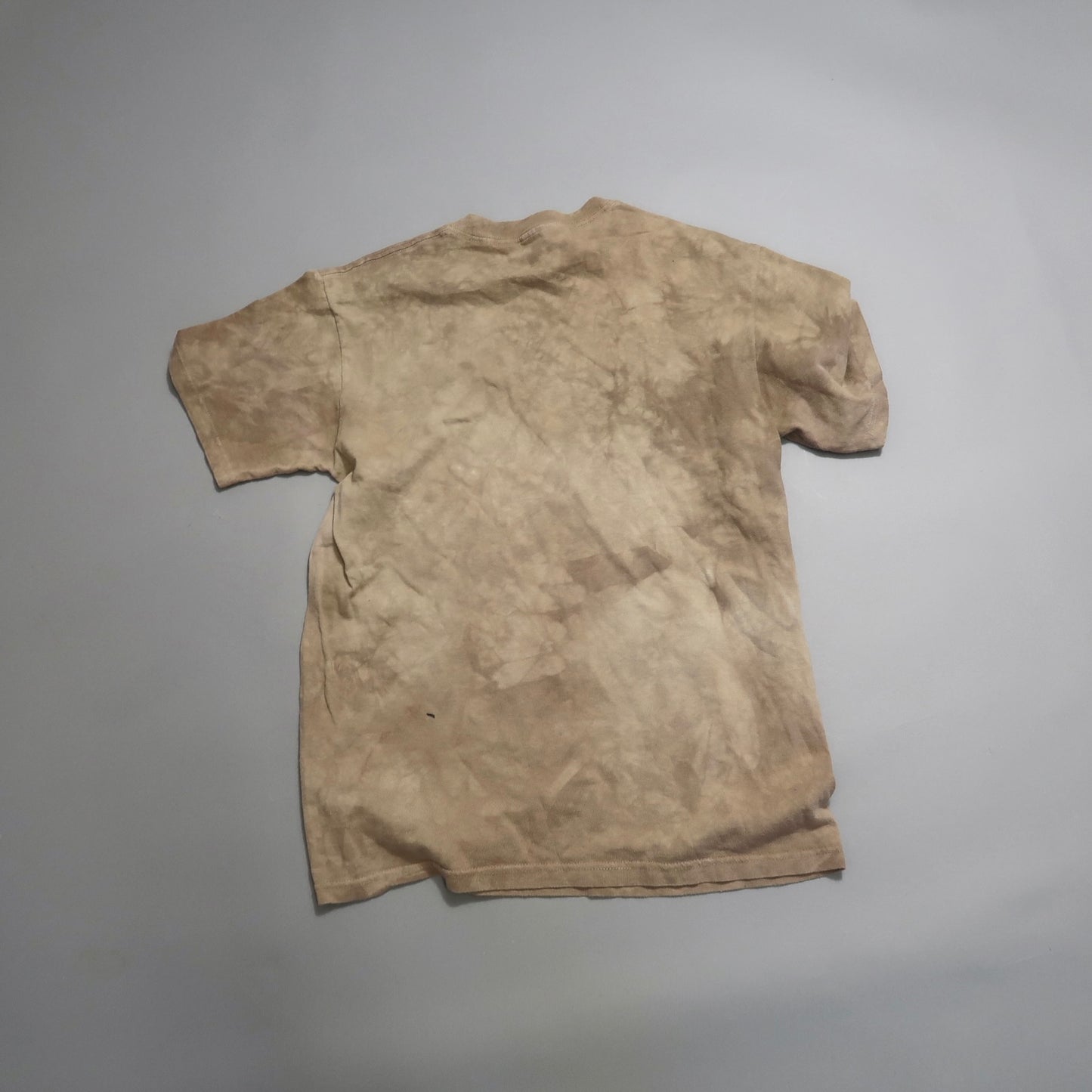The Mountain kitty tee