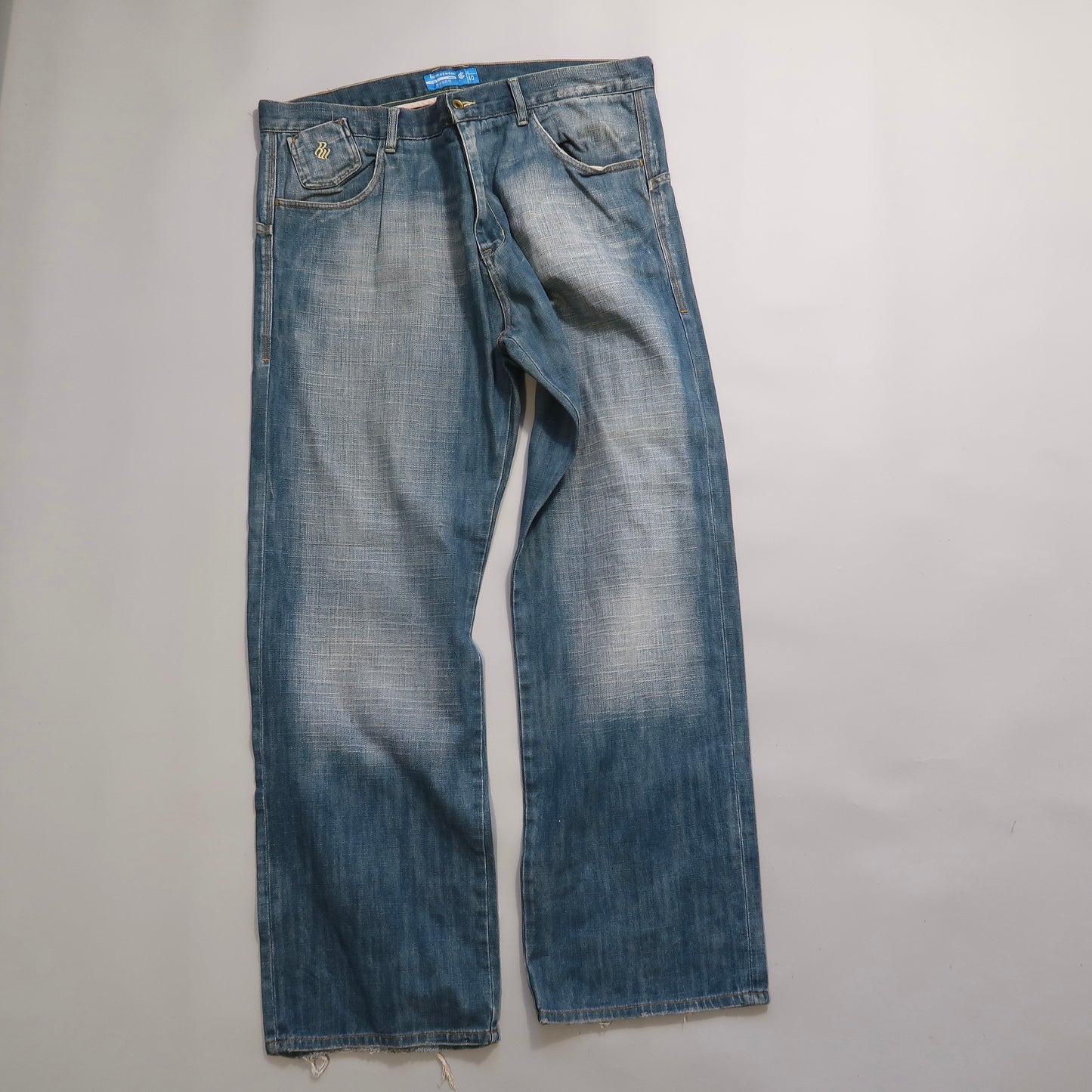 Rocawear jeans