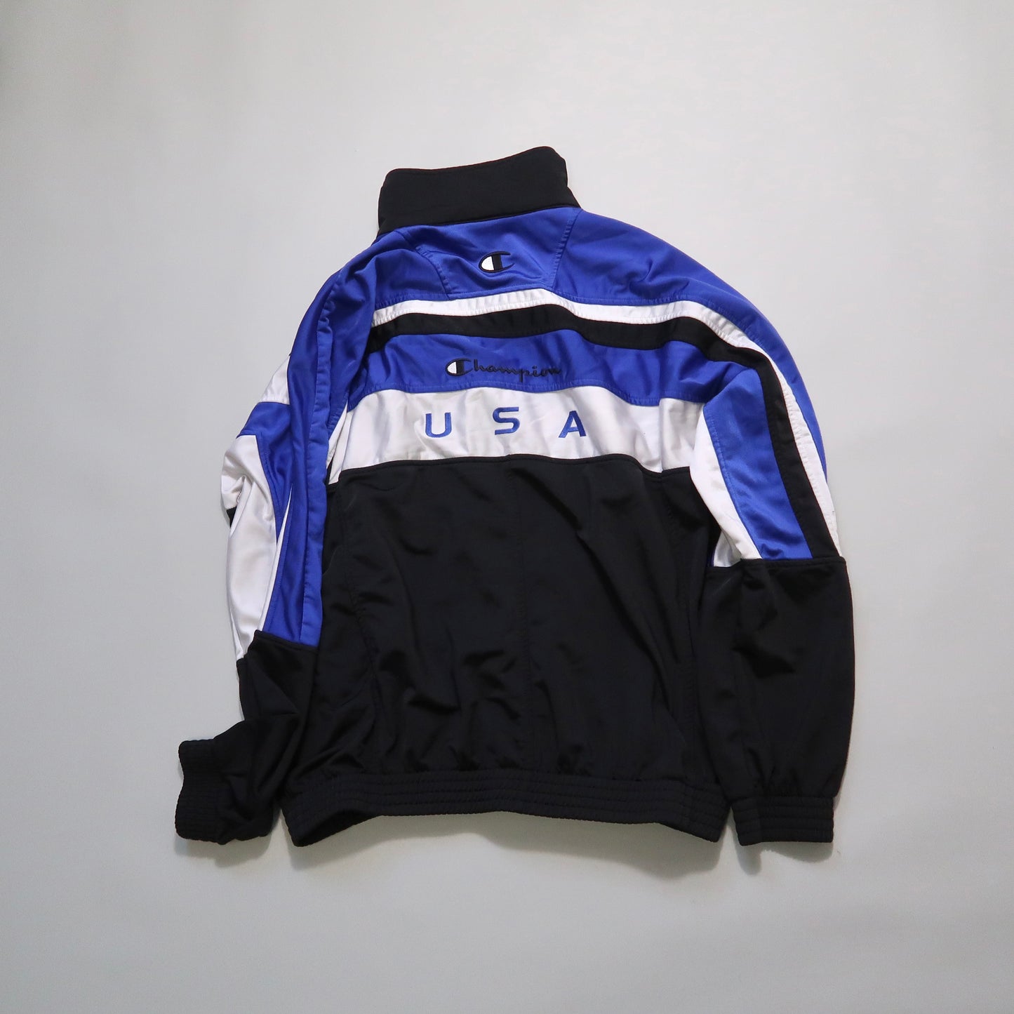 Шампионска винтиџ тренерка