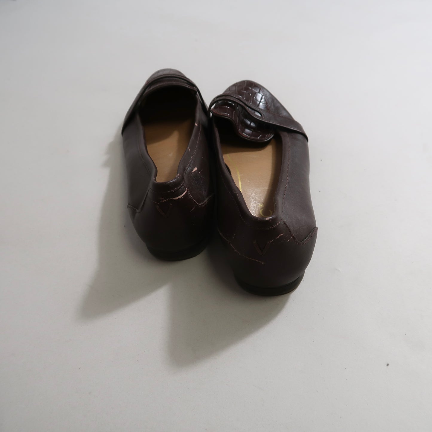 Women's leather shoes