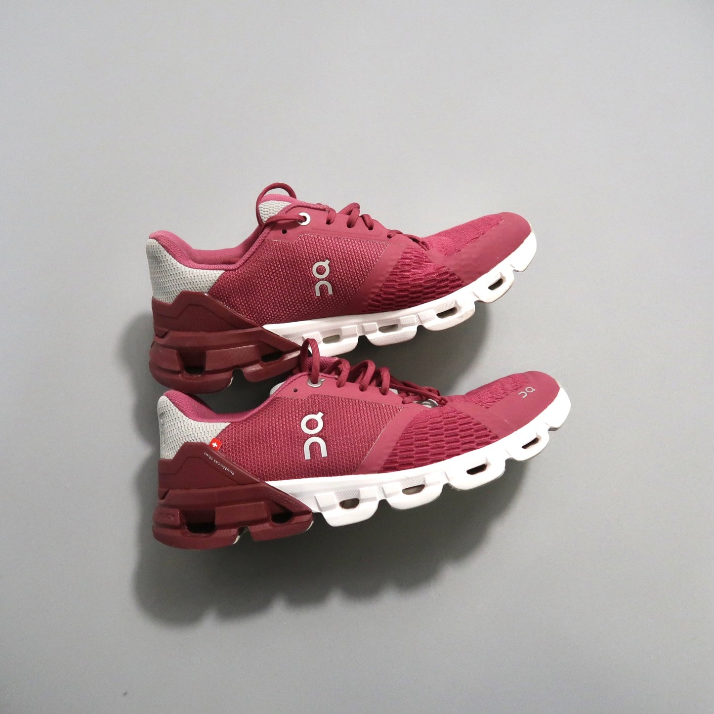 On Cloud sneakers