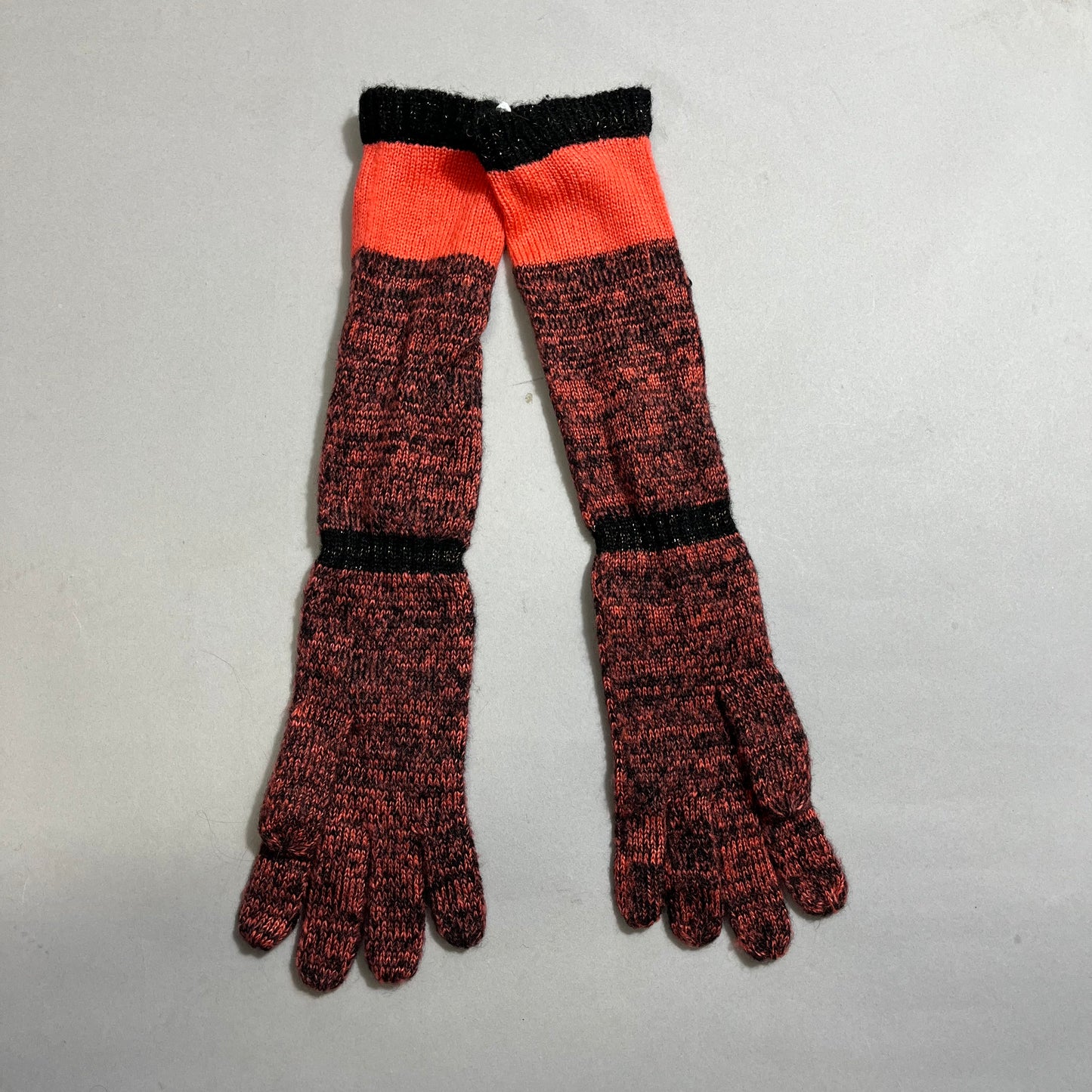 Max&Co gloves