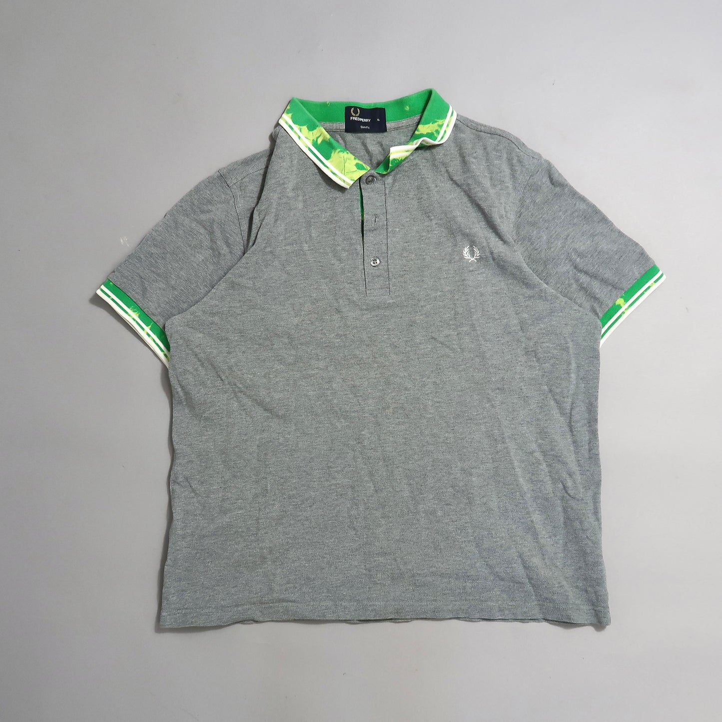 Fred Perry tshirt