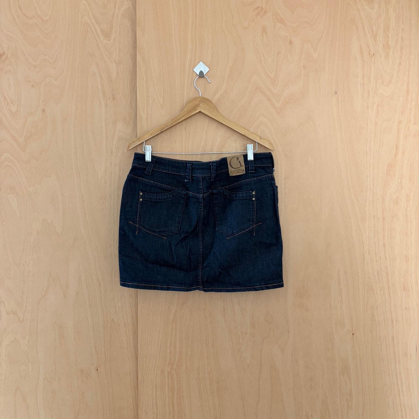 Women's skirt