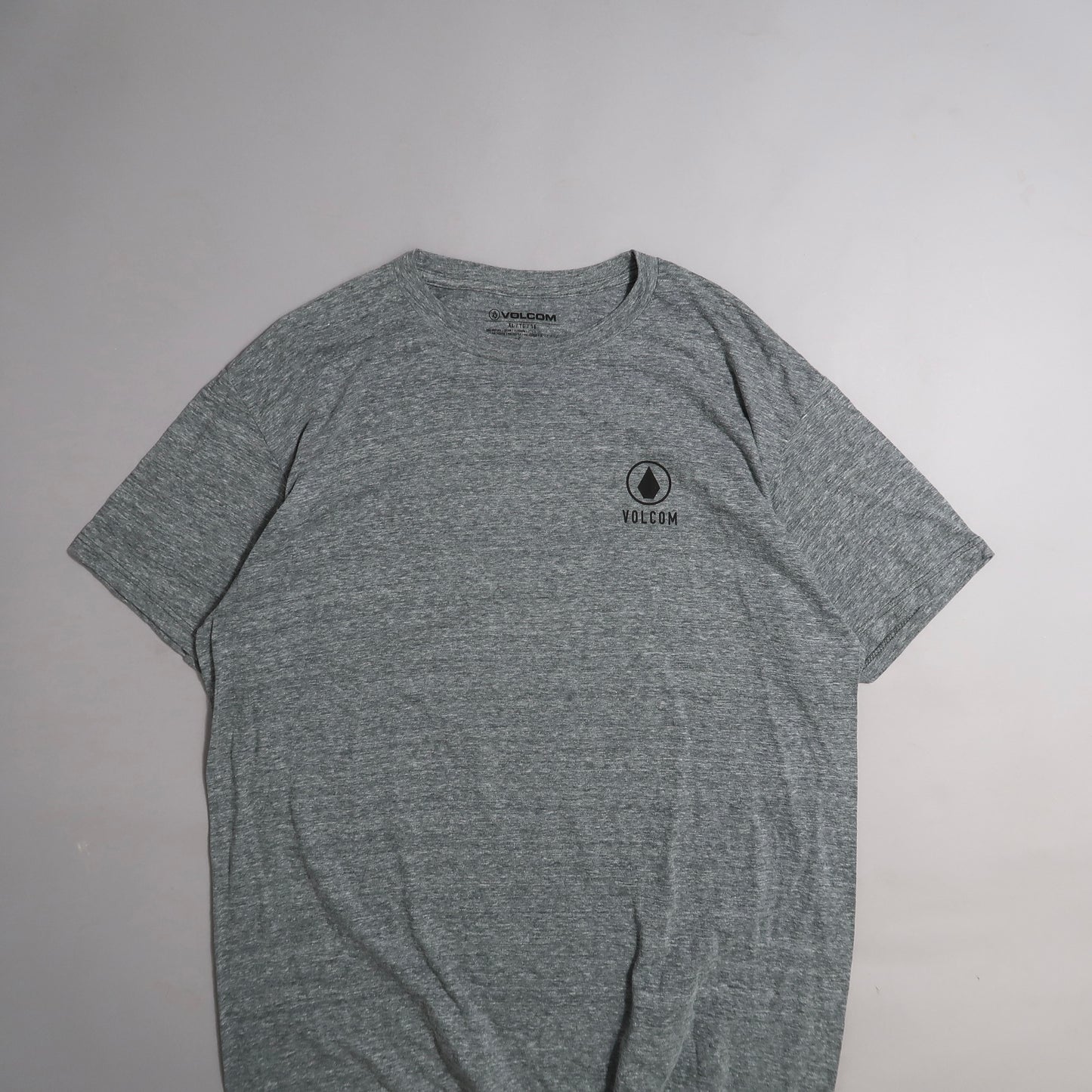 Volcom tshirt
