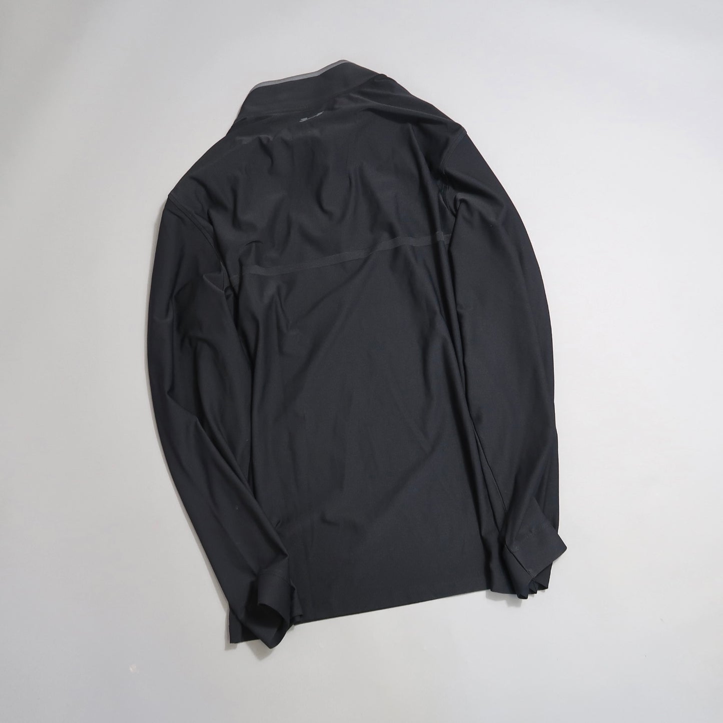 Under Armor long sleeve tee
