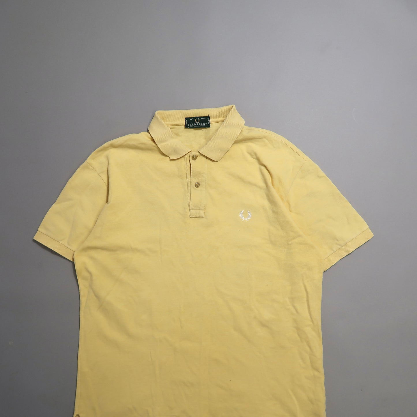 Fred Perry tshirt