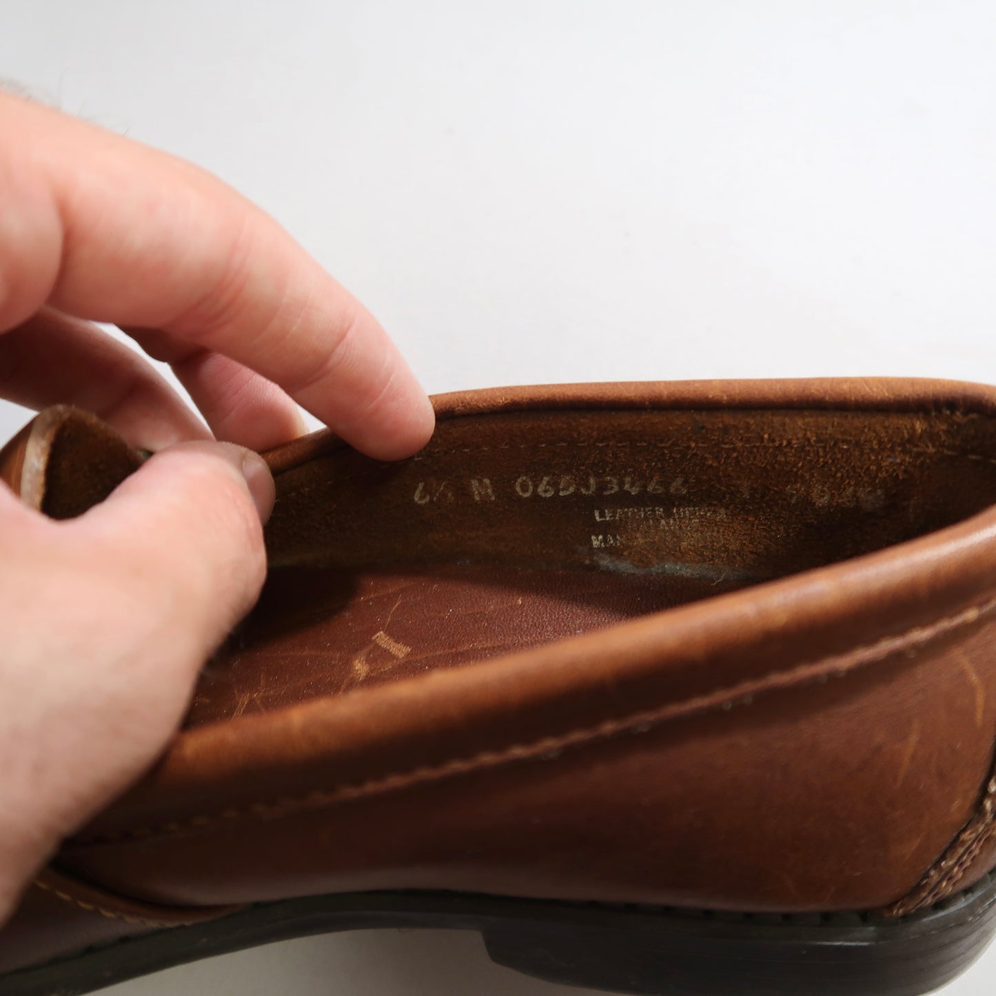 Women's leather shoes