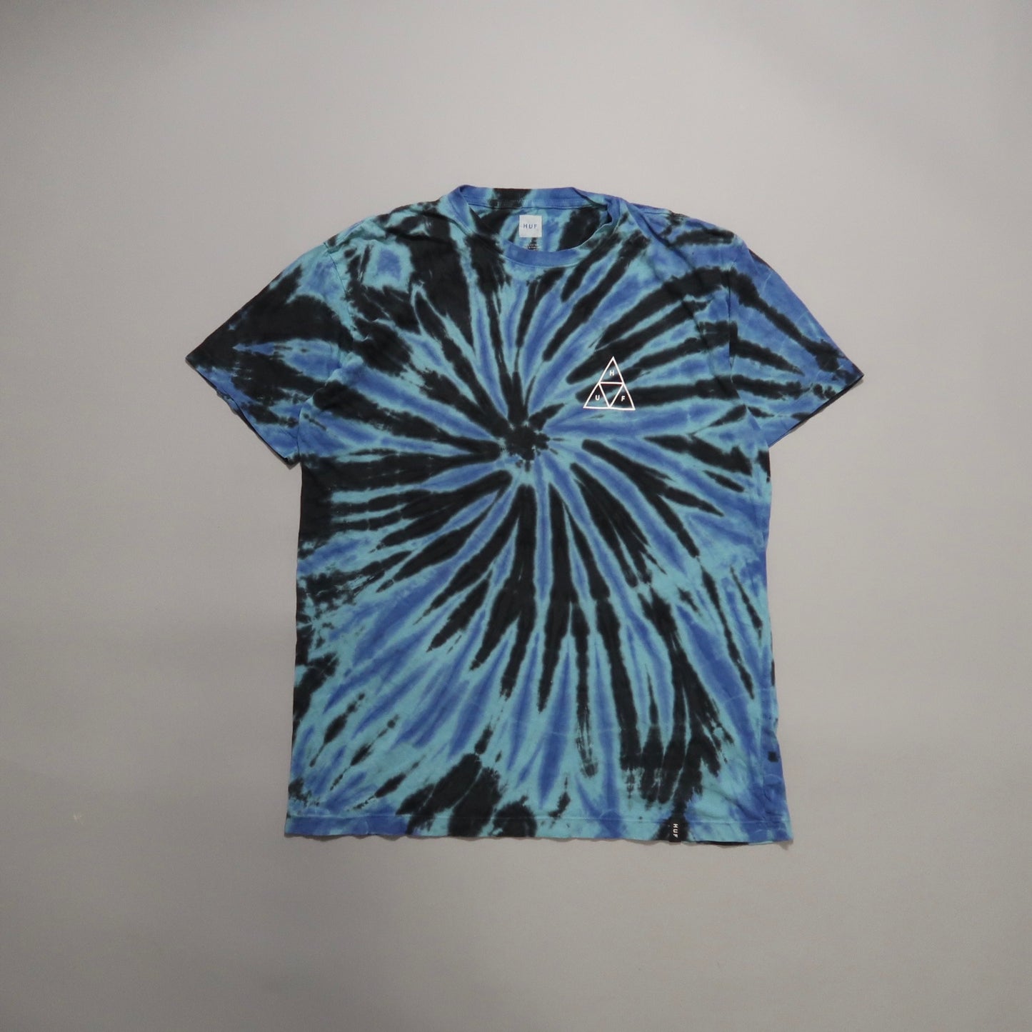 HUF t shirt