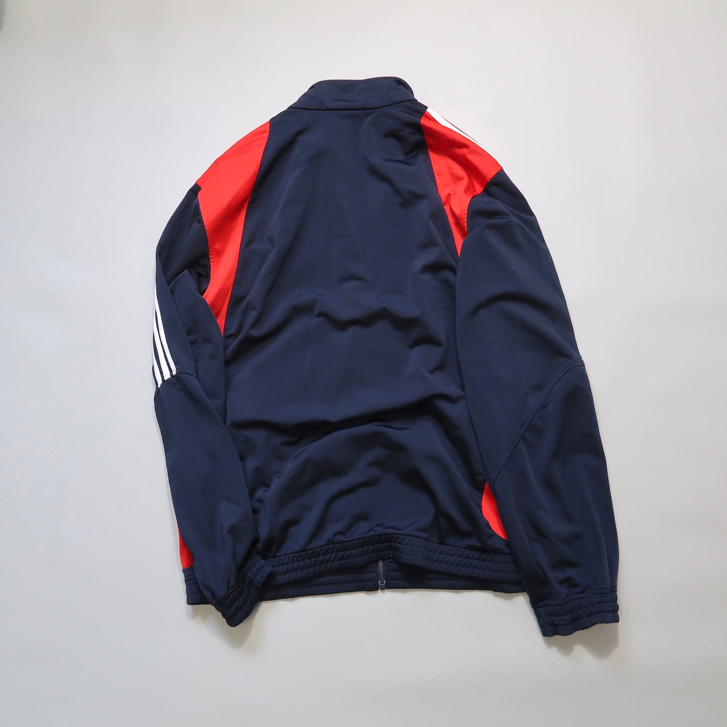 Адидас тренерка