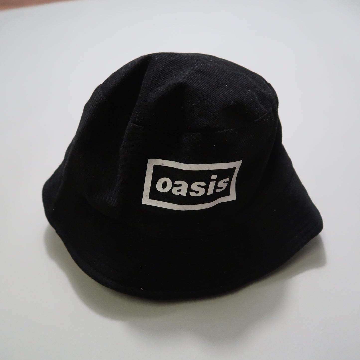 Oasis bucket hat