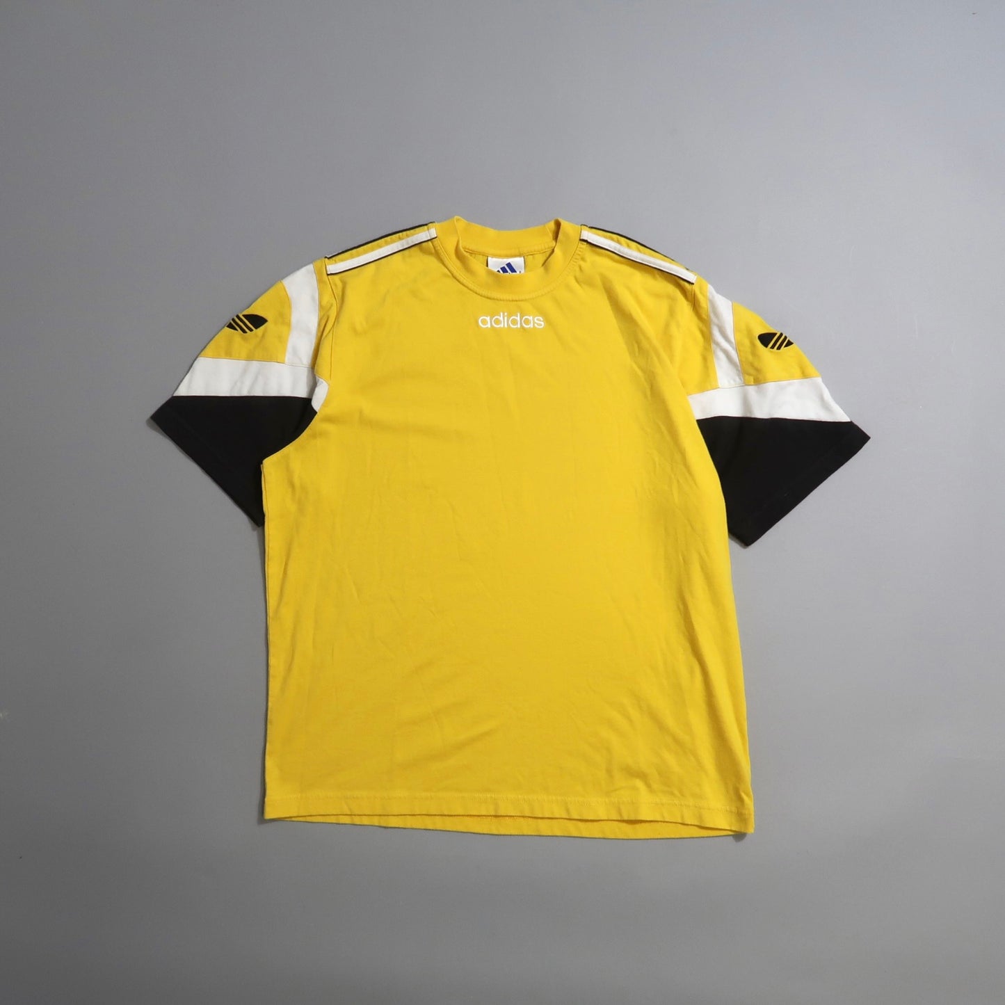 Adidas tshirt