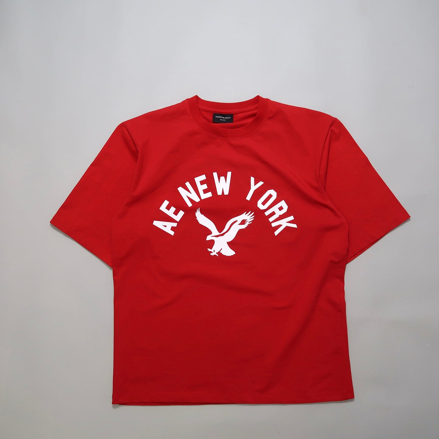American Eagle tshirt