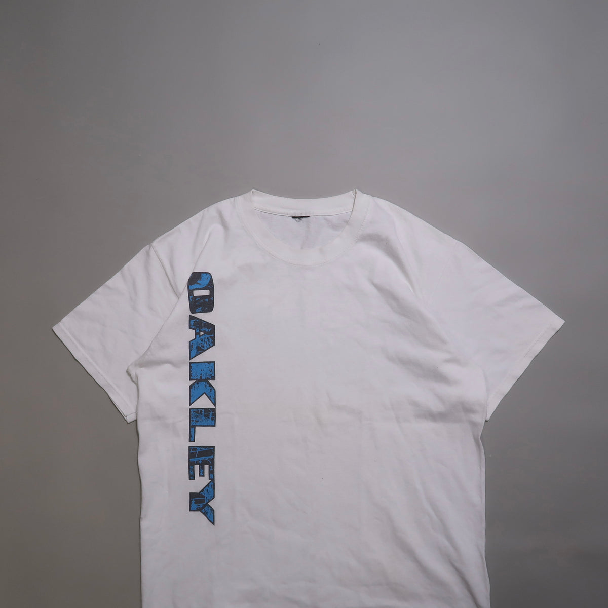 Oakley tshirt