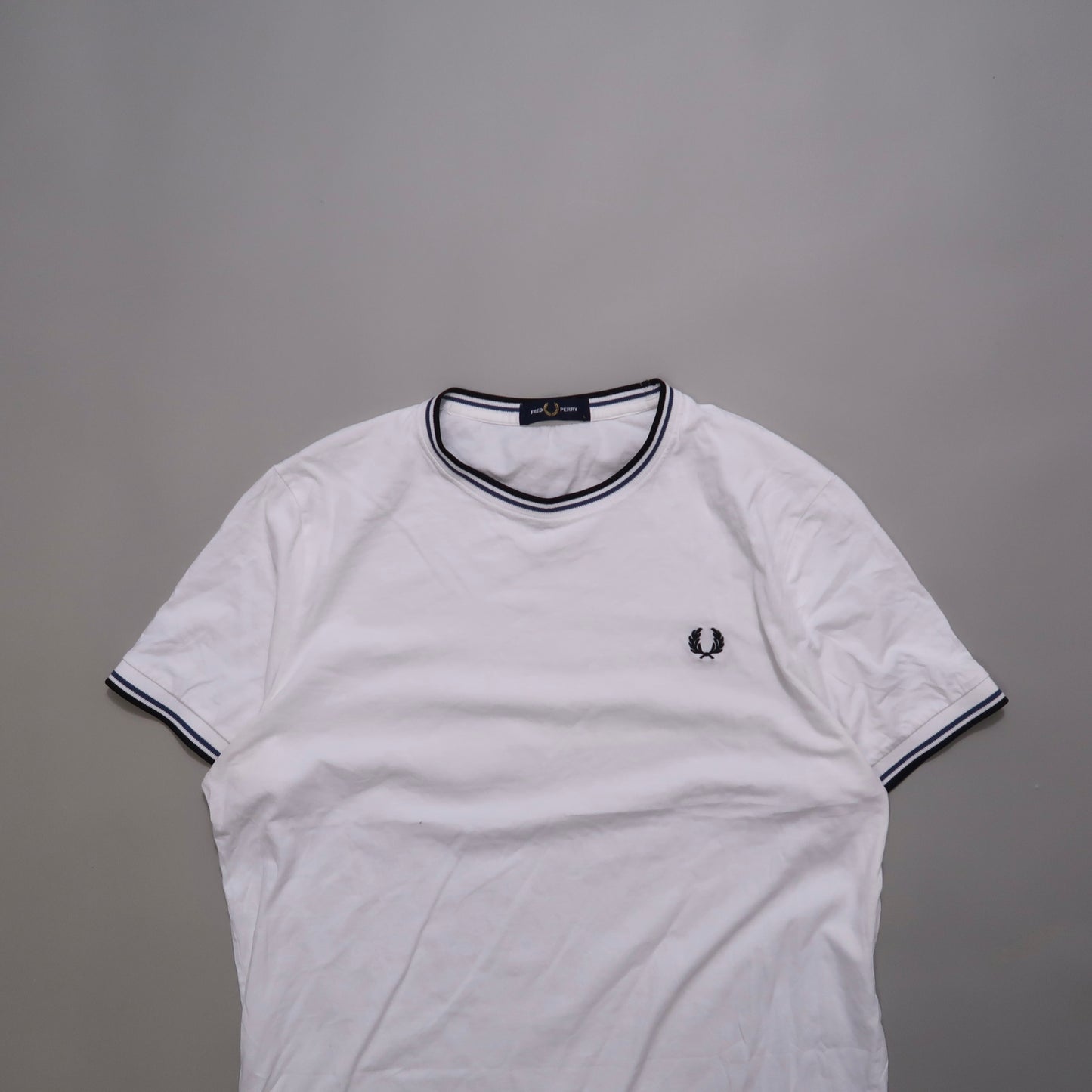 Fred Perry tshirt