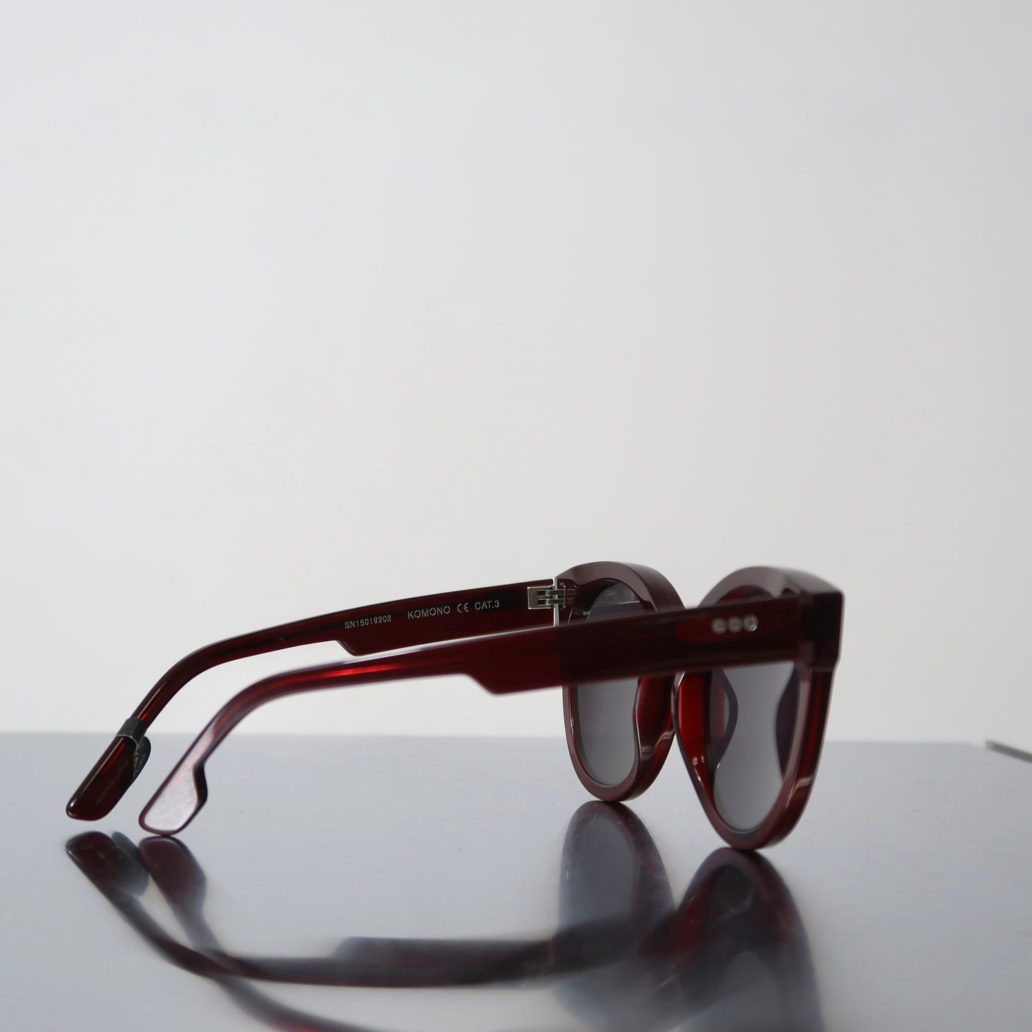 Komono Jade Burgundy