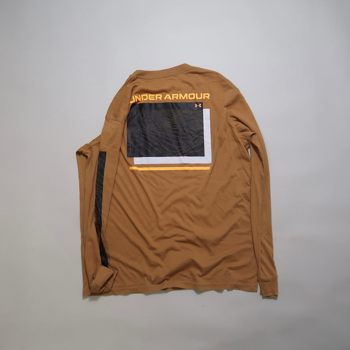 Under Armor long sleeve tee