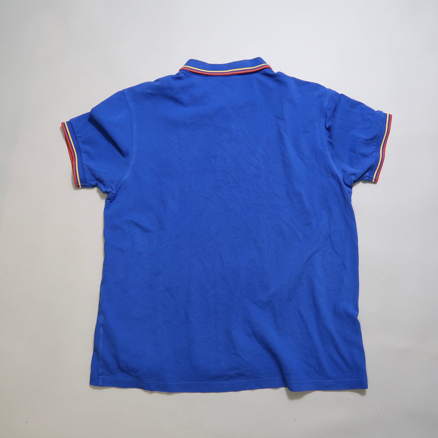 Fred Perry tshirt